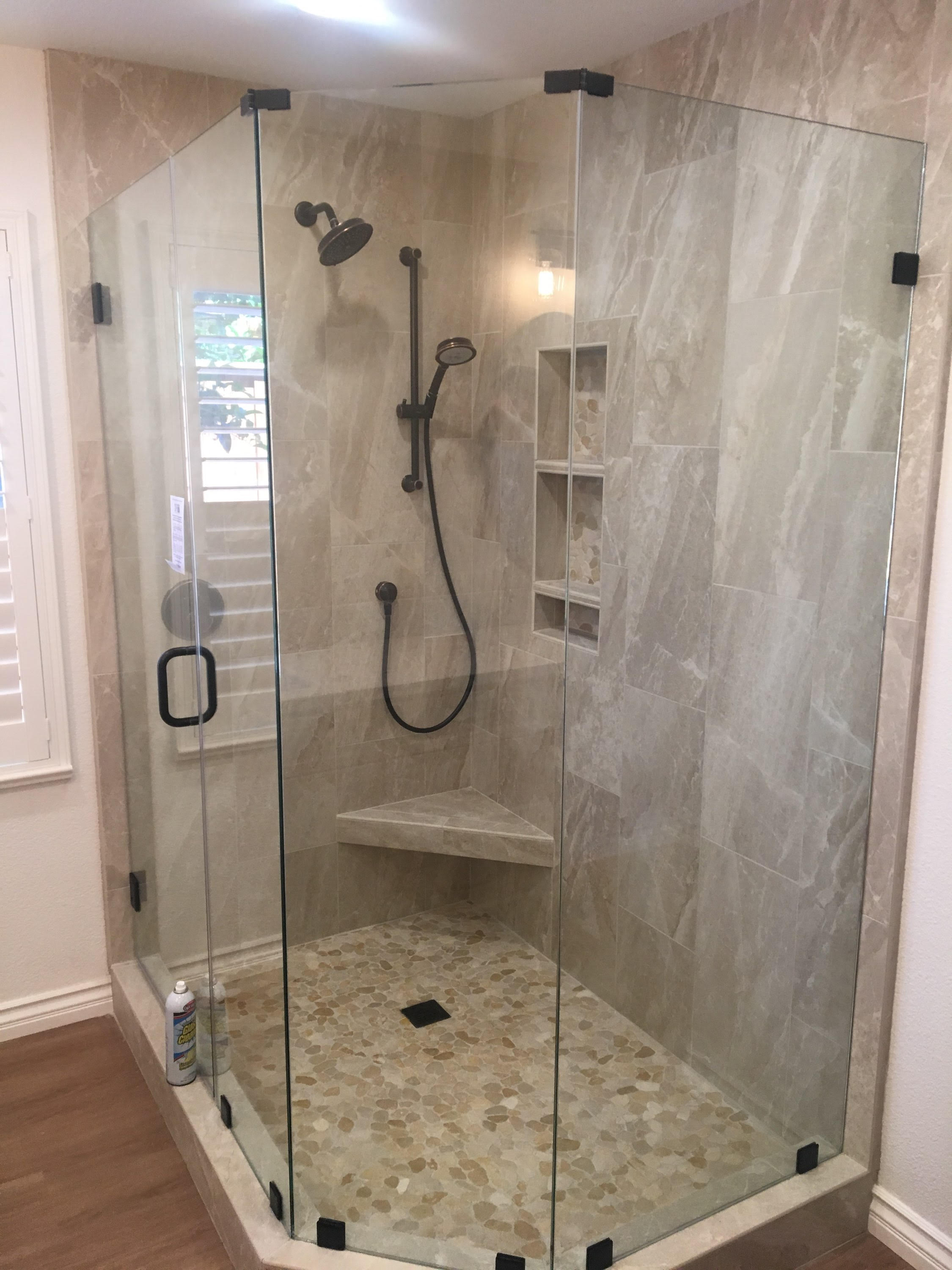 Side glass and heavy plate bypass glass shower door